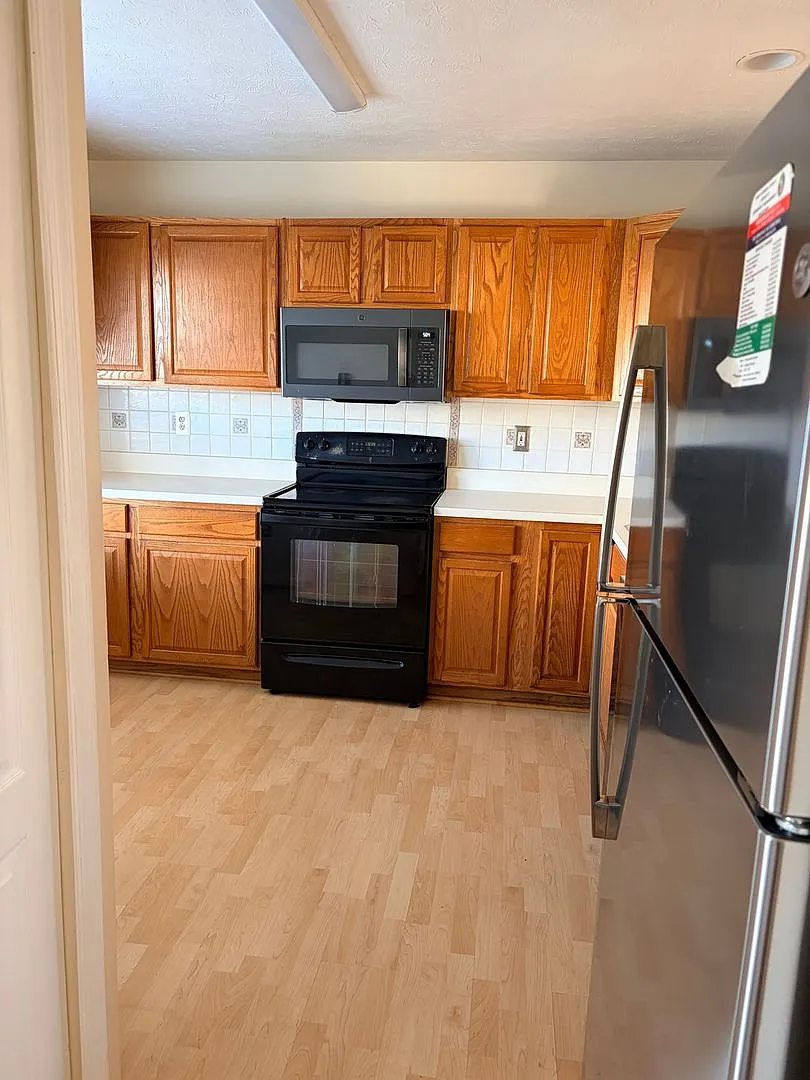 Charming 3BR Townhome in Severn — Photo 4