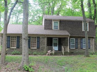 5 Yarmouth Cir, Newport News, VA 23602