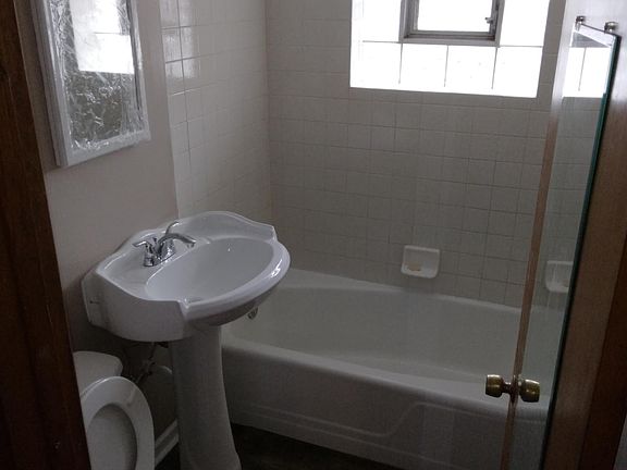 3rd image of 13024 Honore St APT Ge