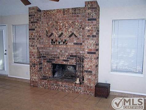 5th image of 3901 Brookway Dr