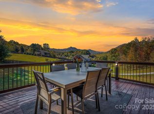 137 Oak Mountain Dr, Leicester, NC 28748