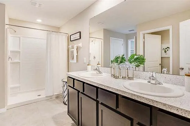 12505 Belcroft Dr — Photo 38