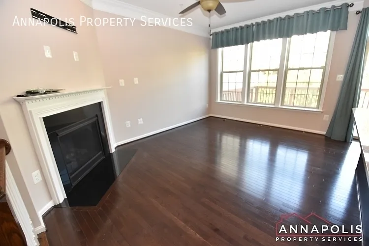 806 Nancy Lynn Ln — Photo 5