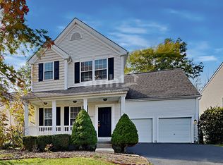 6213 Home Park Dr, New Albany, OH 43054
