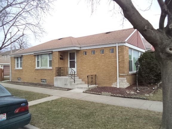 3rd image of 3742 Cuyler Ave