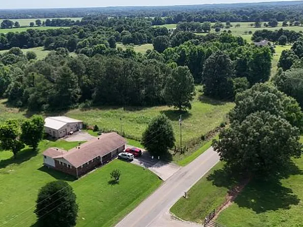 2614 Gr 405 Rd, Rector, AR 72461