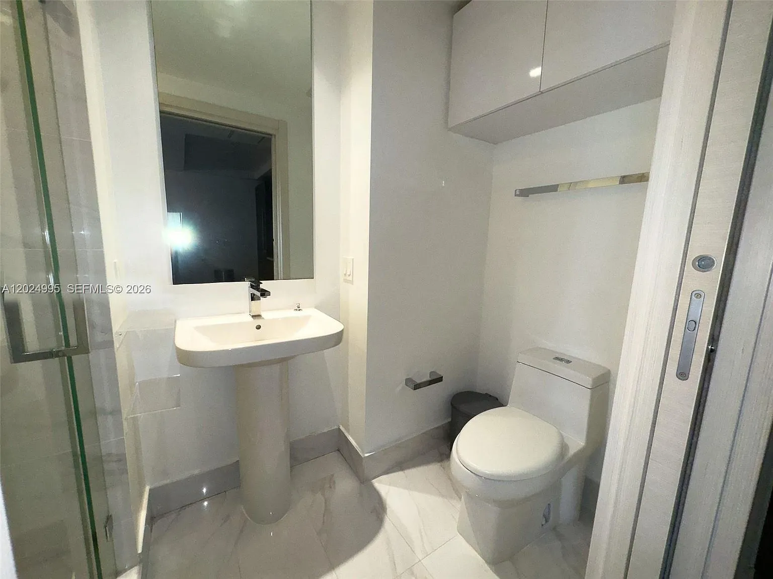 801 Sma Residences Condo — Photo 4