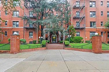 300 Ocean Parkway #4S