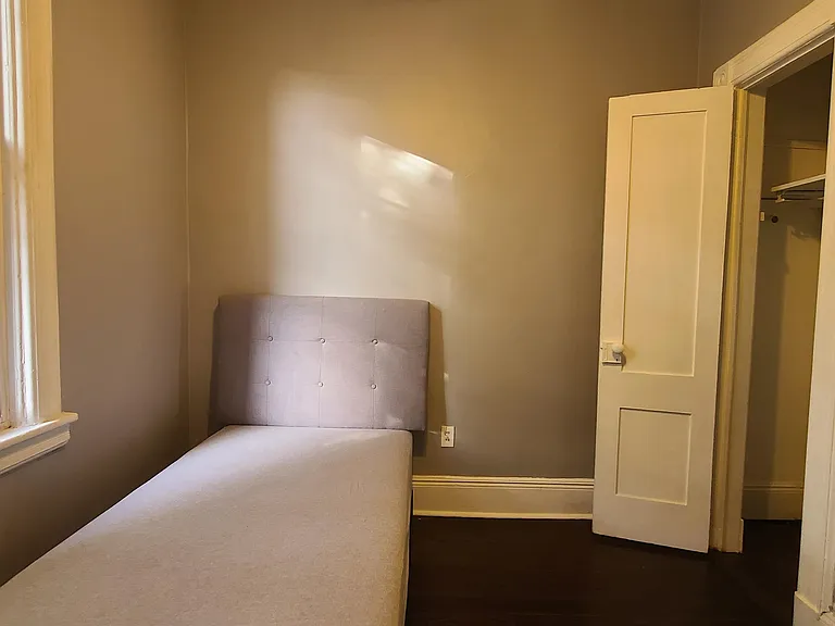 476 Gregory Ave #3 — Photo 21