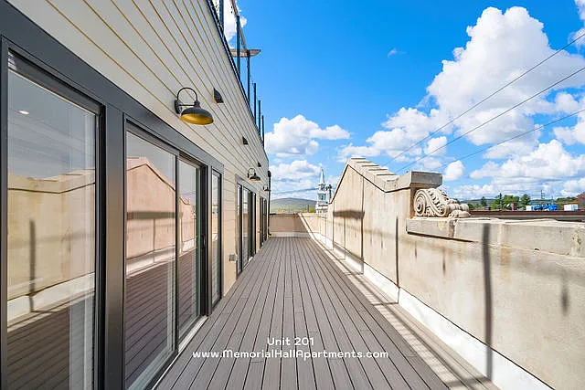 4 E Main St #201 — Photo 4