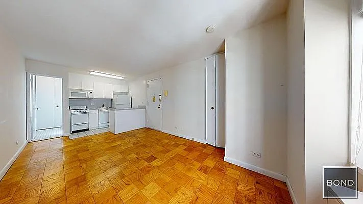 Rented by Bond New York | media 2