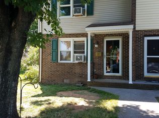 111 E 2nd St, Front Royal, VA 22630