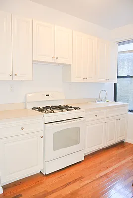 Rented by Farran & Associates | media 5