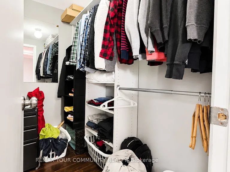 210 Highland Cres #19 — Photo 17