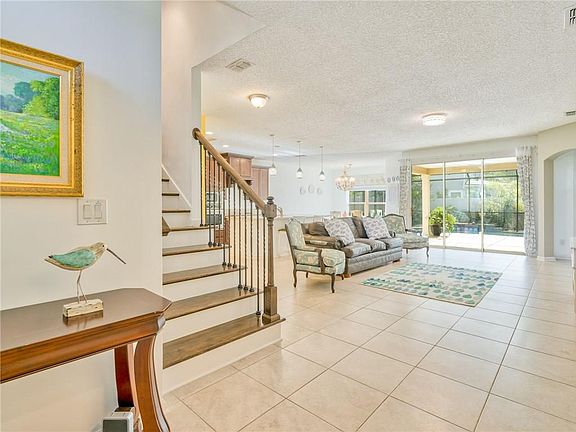 3rd image of 97362 Harbor Concourse Cir