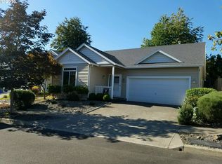 38779 Sawyer St, Sandy, OR 97055