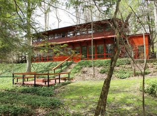 2295 Clearvue Rd, Pittsburgh, PA 15237