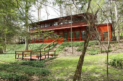 2295 Clearvue Rd photo 1