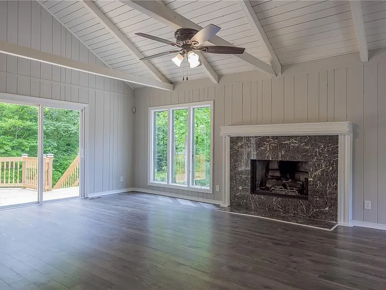 4079 Dunnington Dr — Photo 8