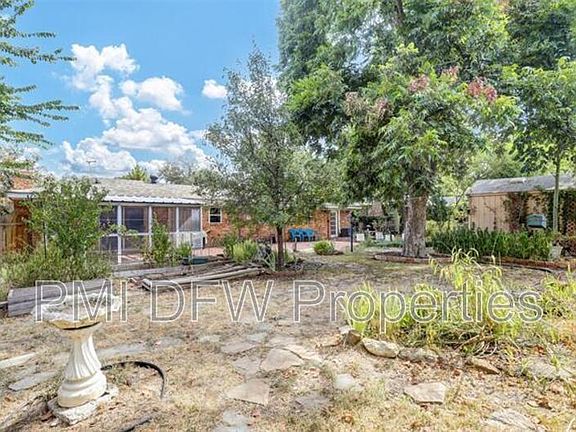 4th image of 7004 Meadowbrook Dr