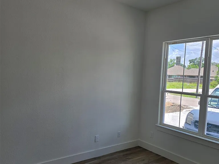 7900 Bowen St #A — Photo 10