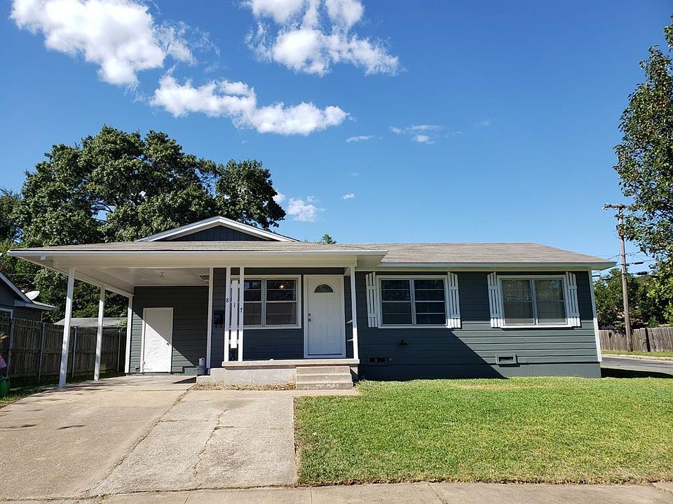 1st image of 817 E Centennial St