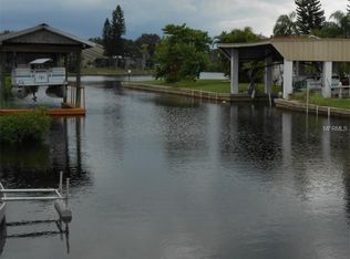 106 E North Branch Rd, Ruskin, FL 33570