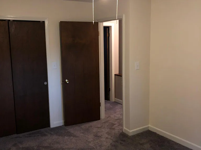 2255 W Clemmonsville Rd — Photo 19