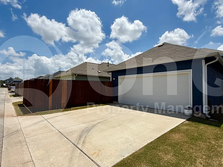156 Zion Dr — Photo 22