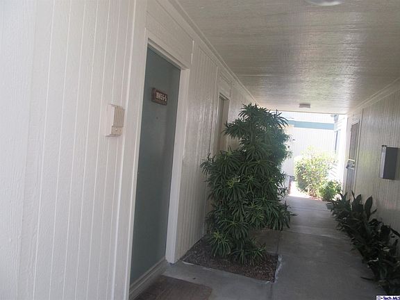 3rd image of 10455 Newhome Ave Unit 5