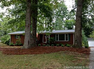 629 Reynolds Dr, Charlotte, NC 28209