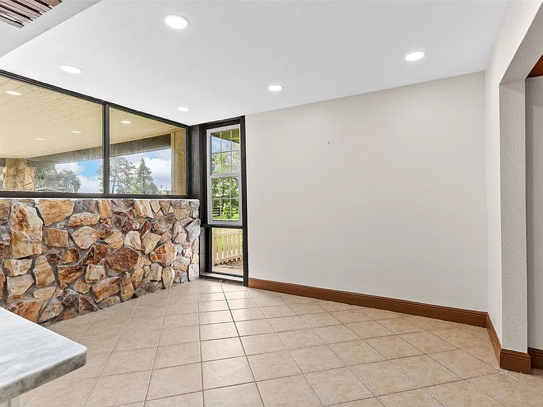 12311 Kelso Rd — Photo 19