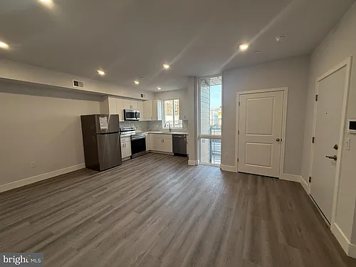 800 Callowhill St #8-1 Photo 1