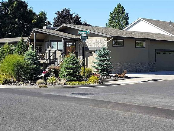 3rd image of 7621 N Panorama Dr
