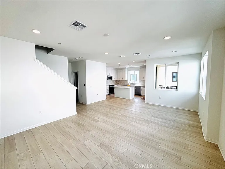 2450 E Agave St #1 — Photo 3