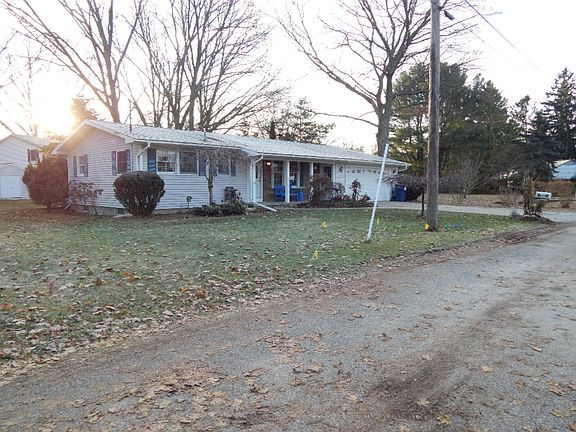 2nd image of 1613 Collier Dr W