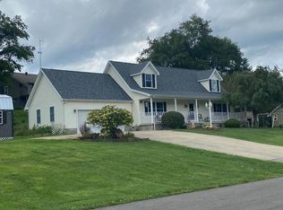 68 Highland Dr, Lucasville, OH 45648