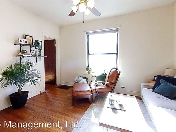 2nd image of 1950 W Belle Plaine Ave #1