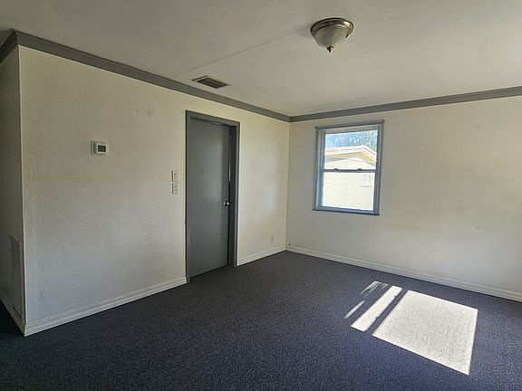 5th image of 7115 33rd St N