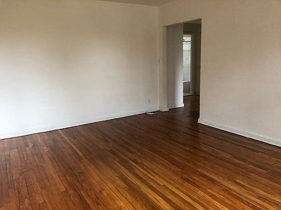 5th image of 8276 116th St #601