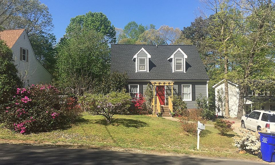 House with flowers in 2018 