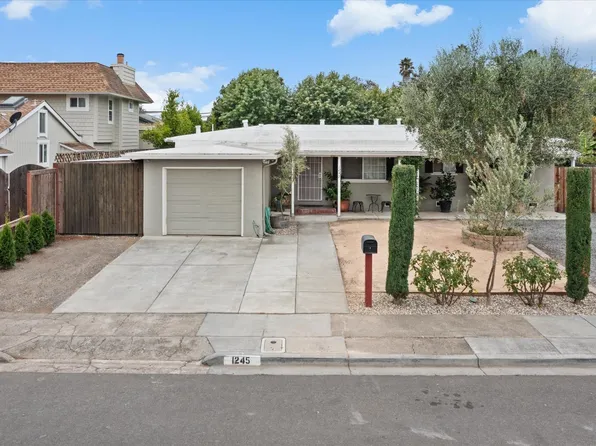 1245 Olive Street, Santa Rosa, CA 95407