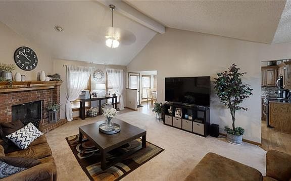 4th image of 805 Hereford Dr
