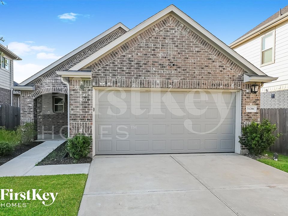 1st image of 31206 Harmony Falls Ct
