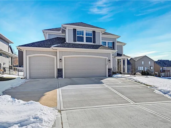 23783 W 125th Ter, Olathe, KS 66061