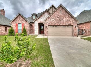 3337 Old Georgetowne Rd, Edmond, OK 73013