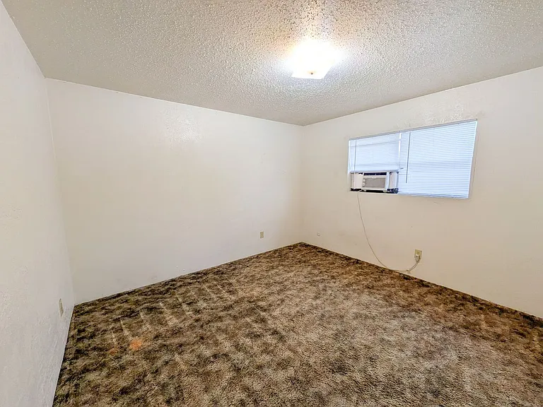 Manya Point Apartments — Photo 20