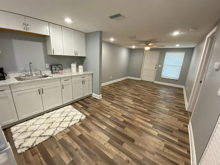 103 Karde Ln #B — Photo 2