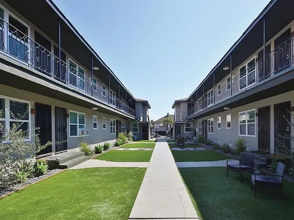 201209 E 12th Street in Long Beach,