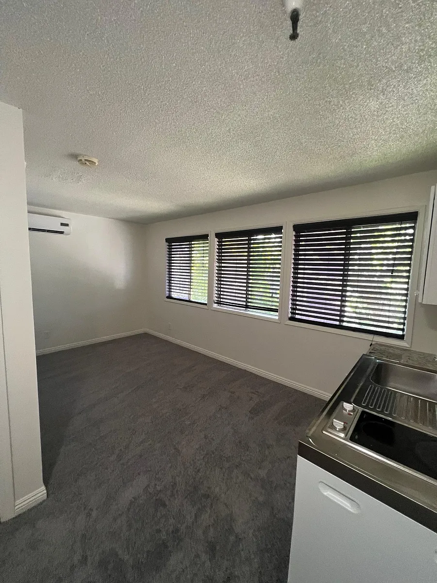 Building Photo - 531 Prescott St #17B